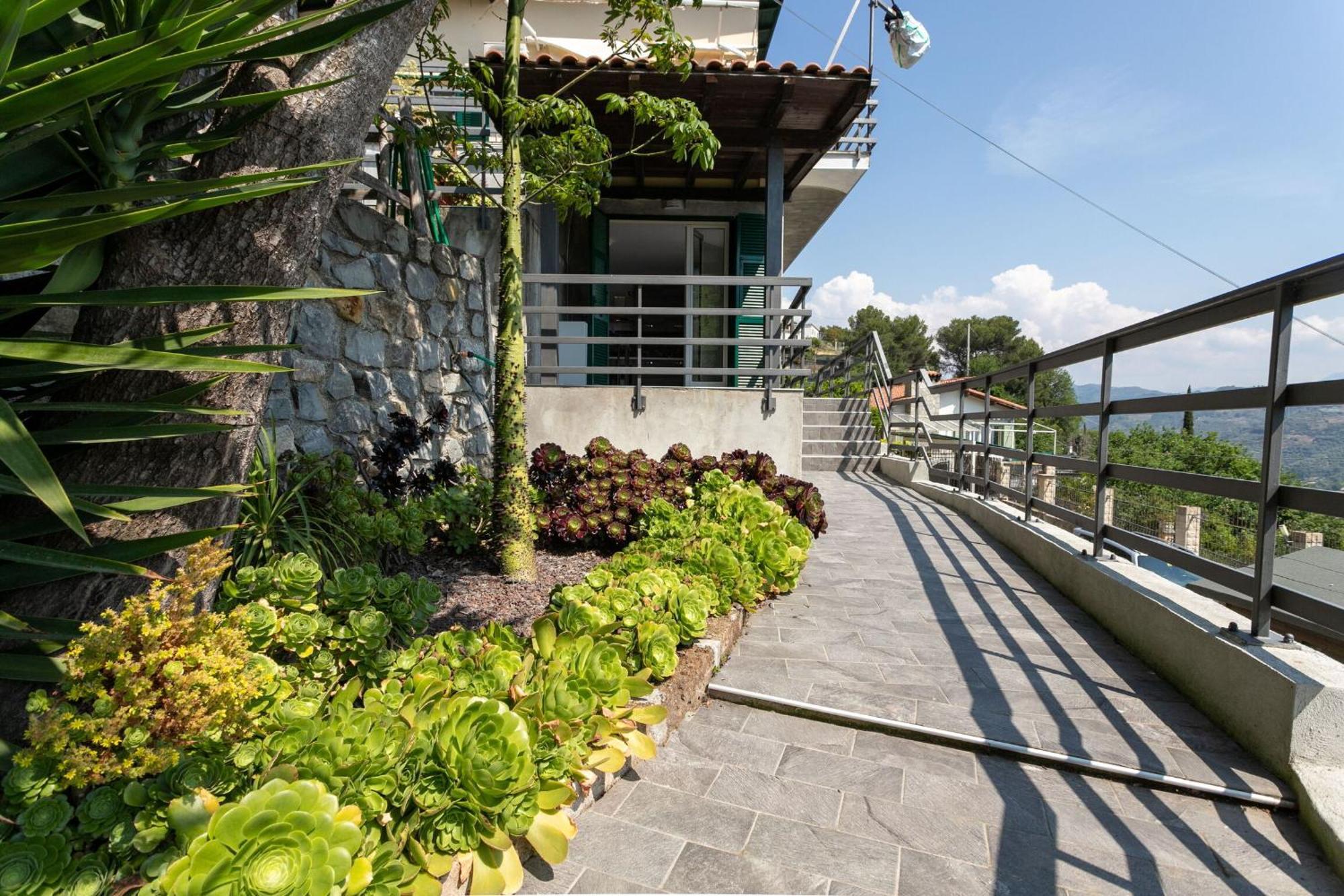 Strada Degli Olandesi - Panoramic Villa By Halldis Camporosso  Exterior foto